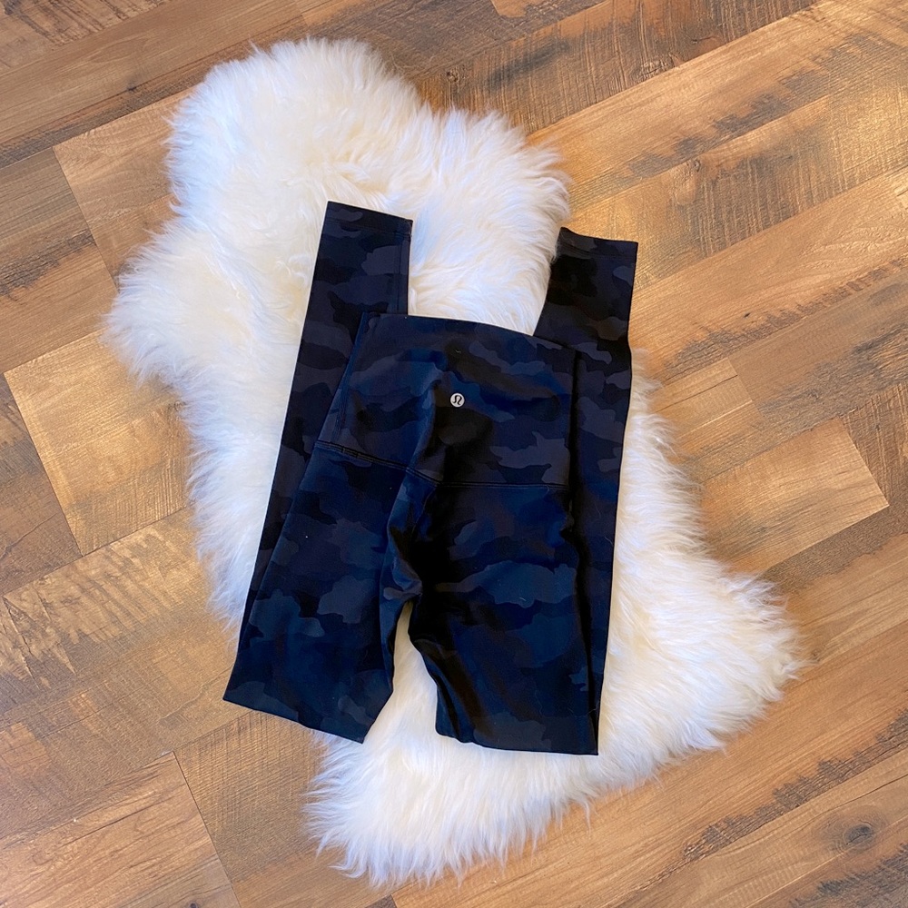 Camouflage lululemon leggings